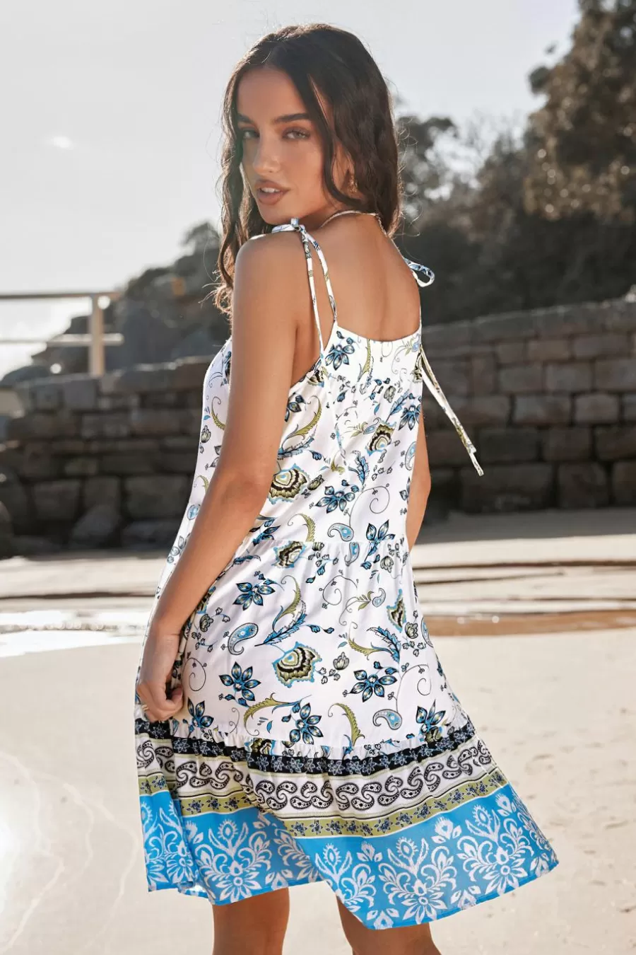 Cupshe Robe De Plage | Robe Courte*Robe Courte Florale Avec Col Carré Avec épaules à Nouer Blanc