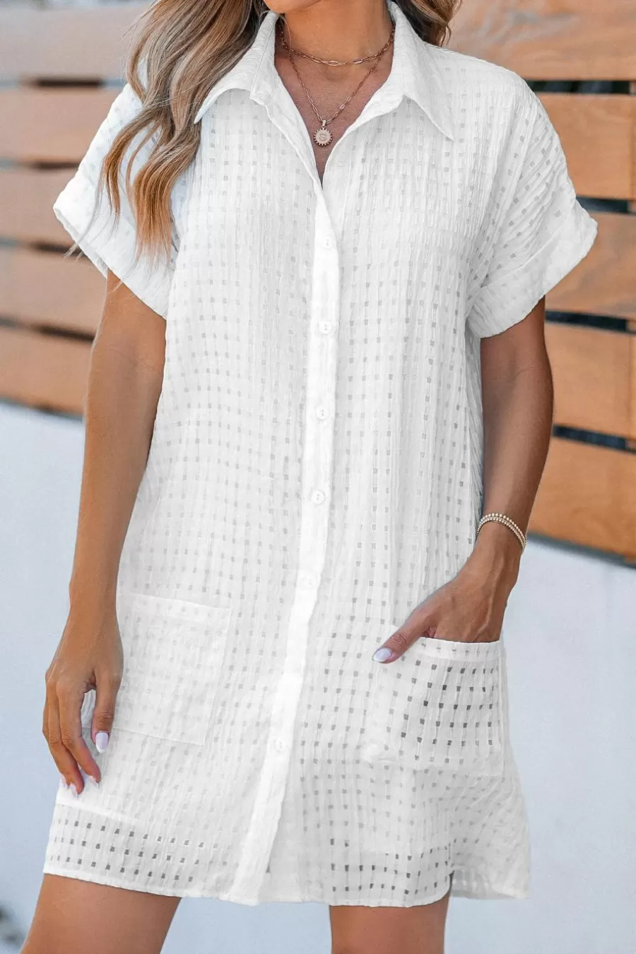 Cupshe Robe Courte*Robe Courte T-shirt à Col De Chemise Et Boutons Sur Le Devant Blanc