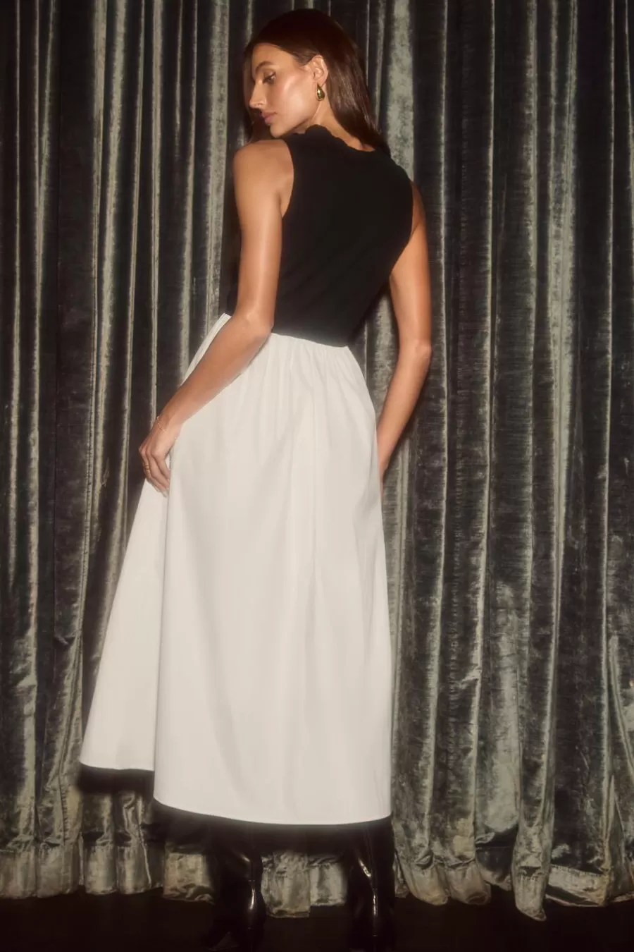 Cupshe Robe De Plage | Robe Trapèze*Robe Maxi à Débardeur Noir Avec Col Haut Et Jupe he Blanc