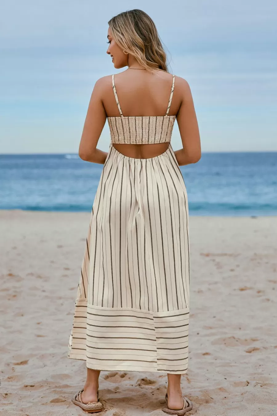 Cupshe Robe De Plage | Robe Trapèze*Robe Maxi Sans Manches à Col Carré Et Rayures Beige