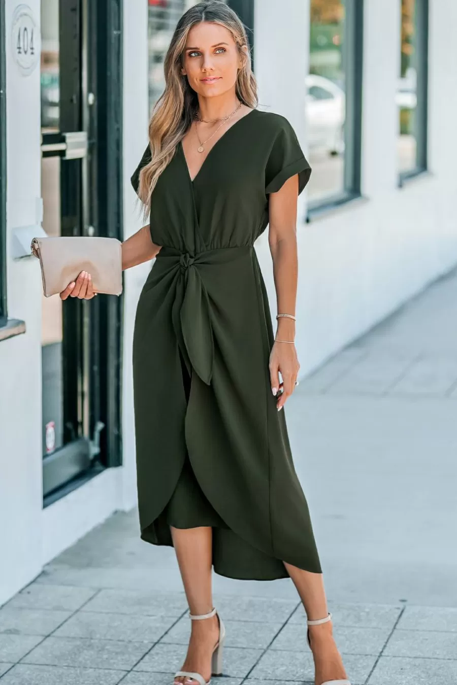 Cupshe Robe Courte*Robe Midi Portefeuille à Manches Courtes Olive