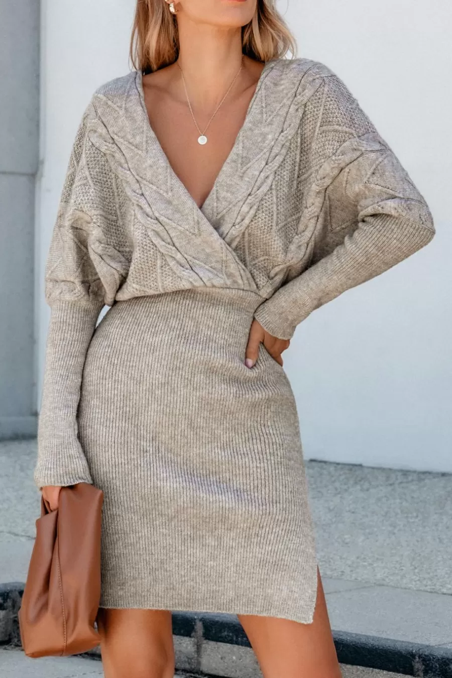 Cupshe Pulls & Gilets*Robe Pull à Col Surplis Et Manches Longues Taupé Taupe