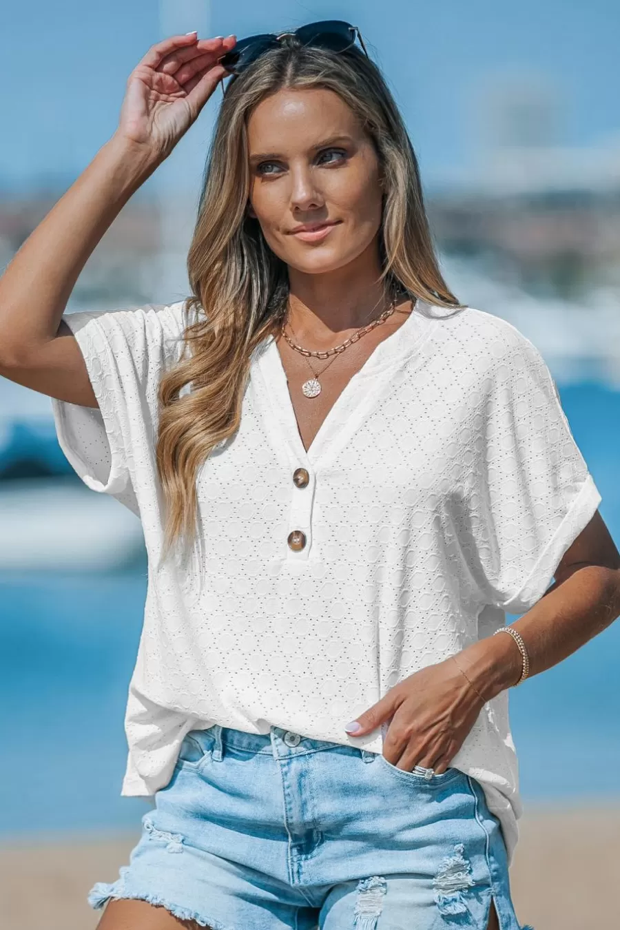 Cupshe T-Shirt & Débardeur | Chemise & Blouse*T-shirt à Col En V Texturé Et Découpé Blanc